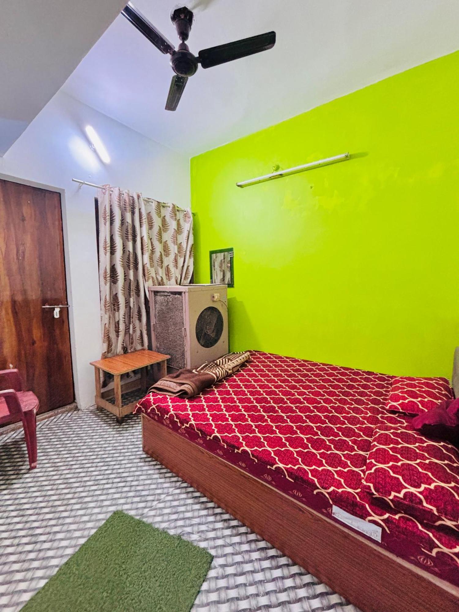 Shivalay Paying Guest House Váránaszi Kültér fotó